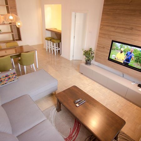 Arena Lux Apartment Beograd Ngoại thất bức ảnh
